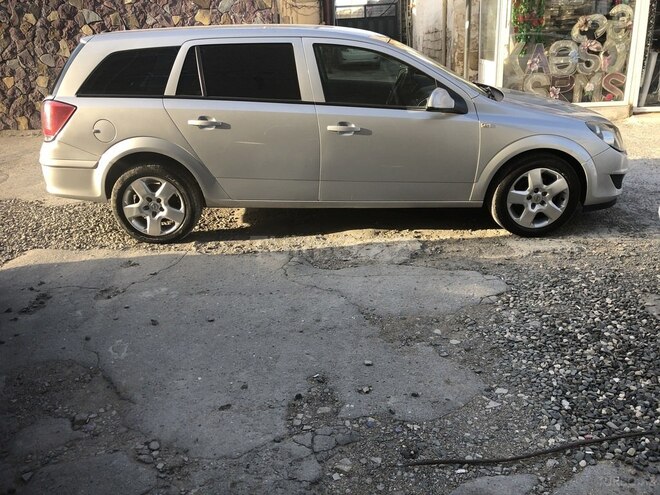 Opel Astra 2009, 183,935 km - 1.4 l - Bakı