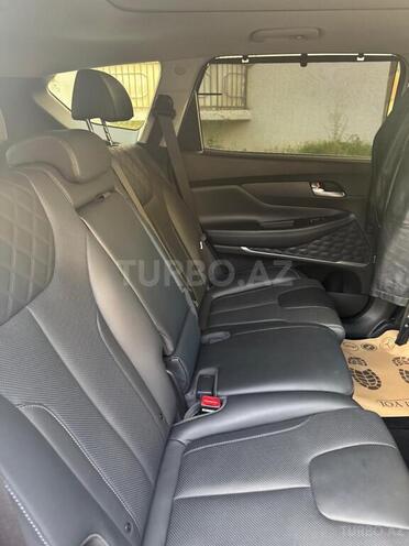 Hyundai Santa Fe 2023, 18,607 km - 1.6 l - Bakı