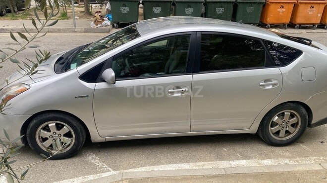 Toyota Prius-3