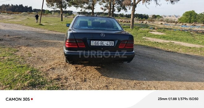 Mercedes E 280 1998, 424,417 km - 2.8 l - Yevlax