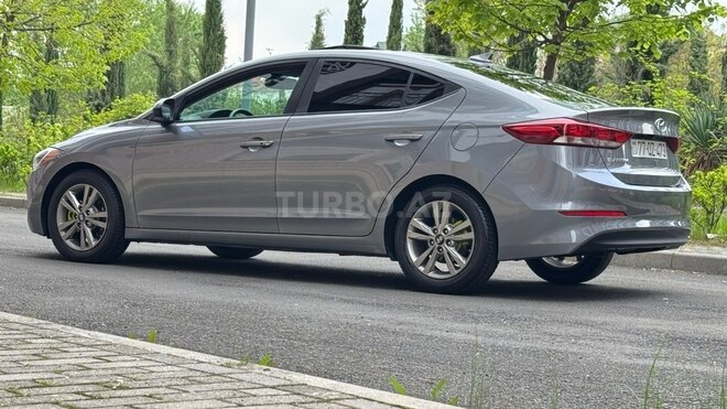 Hyundai Elantra 2018, 97,000 km - 2.0 l - Zaqatala