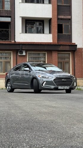 Hyundai Elantra 2018, 97,000 km - 2.0 l - Zaqatala