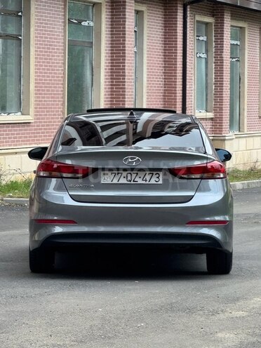 Hyundai Elantra 2018, 97,000 km - 2.0 l - Zaqatala