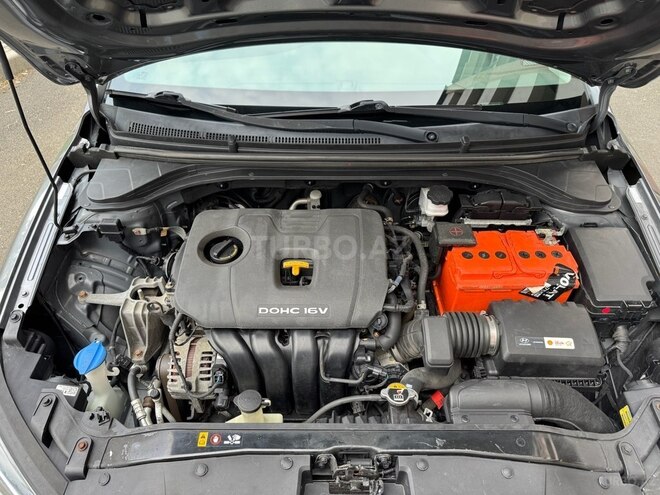 Hyundai Elantra 2018, 97,000 km - 2.0 l - Zaqatala