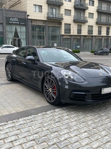 Porsche Panamera 2018, 130,000 km - 3.0 l - Bakı