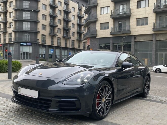 Porsche Panamera 2018, 130,000 km - 3.0 l - Bakı
