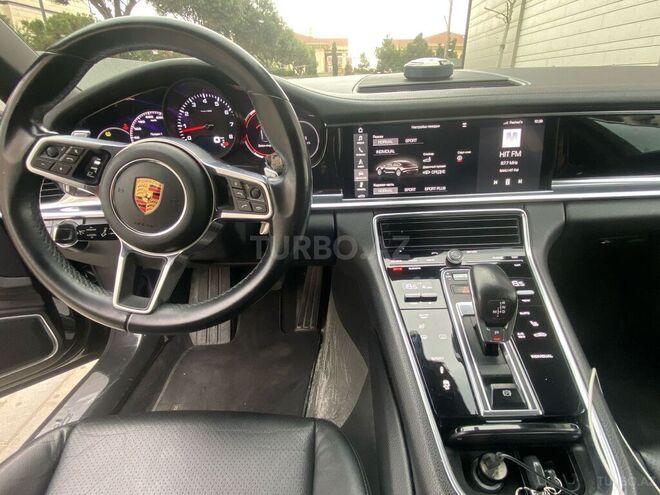Porsche Panamera 2018, 130,000 km - 3.0 l - Bakı