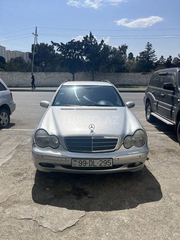Mercedes C 200 d 2003, 480,000 km - 2.2 л - Bakı