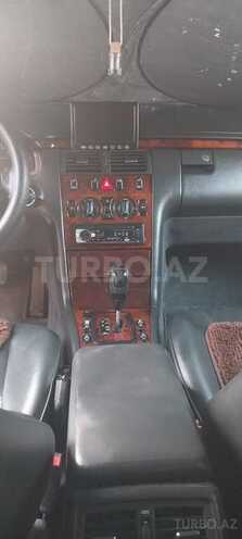 Mercedes E 220 d 2001, 375,009 km - 2.2 l - Gəncə