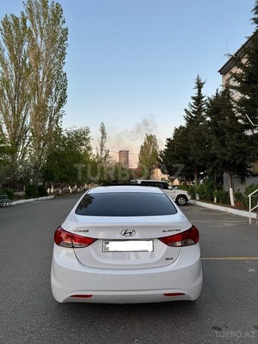Hyundai Elantra 2013, 235,000 km - 1.6 l - Bakı