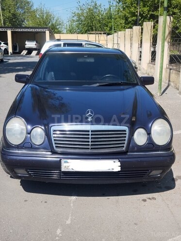 Mercedes E 230 1997, 530,000 km - 2.3 l - Göyçay