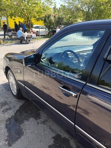 Mercedes E 230 1997, 530,000 km - 2.3 l - Göyçay