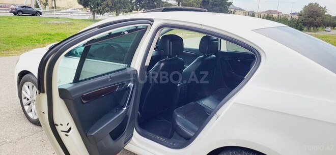 Volkswagen Passat 2012, 181,000 km - 1.8 л - Bakı
