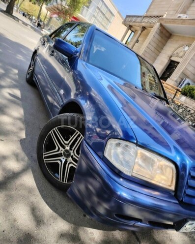 Mercedes C 240 1999, 320,000 km - 2.4 l - Bakı
