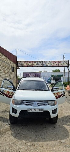 Mitsubishi L200 2008, 259,000 km - 2.5 l - Bakı