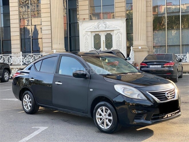 Nissan Sunny 2015, 332,000 km - 1.6 l - Bakı