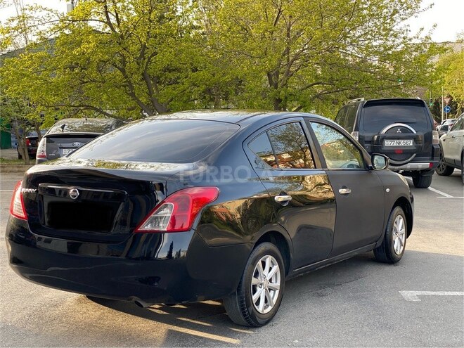 Nissan Sunny 2015, 332,000 km - 1.6 l - Bakı