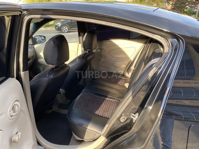 Nissan Sunny 2015, 332,000 km - 1.6 l - Bakı