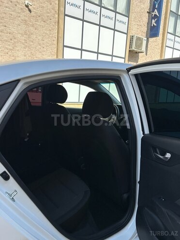 Hyundai Accent 2018, 134,200 km - 1.6 l - Bakı