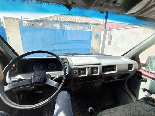 GAZ 2705 1998, 953,800 km - 2.4 l - Biləsuvar