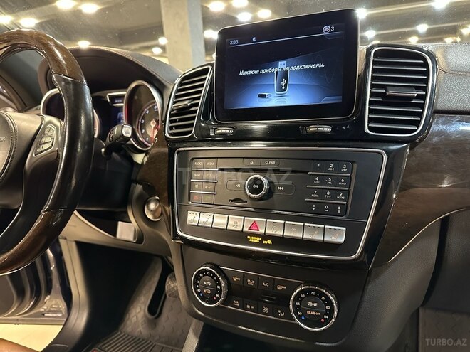 Mercedes GLS 450 4MATIC-13