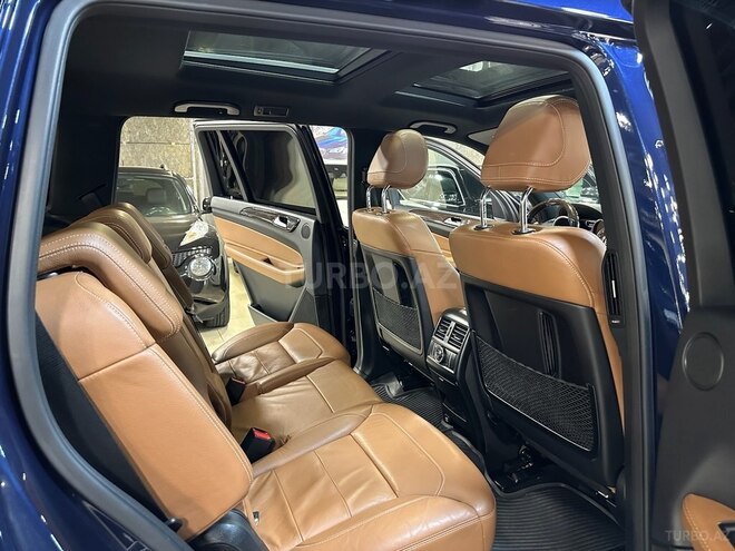 Mercedes GLS 450 4MATIC-16