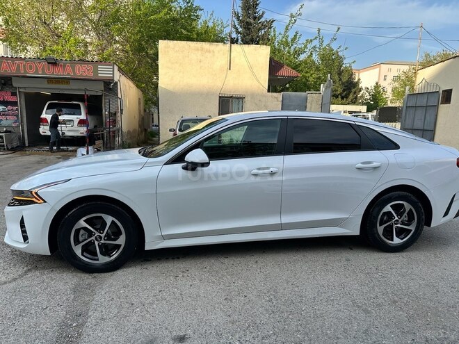 Kia K5-10