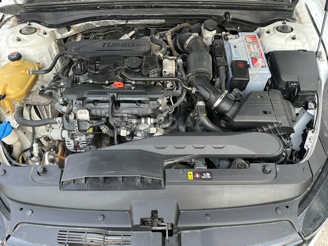 Kia K5-16