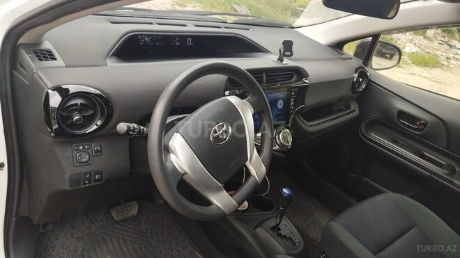 Toyota Aqua 2016, 57,000 km - 1.5 l - Bakı