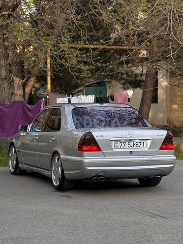 Mercedes C 240 2000, 346,000 km - 2.4 l - Bakı