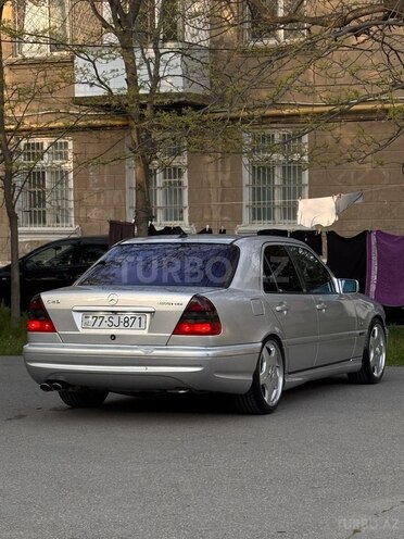 Mercedes C 240 2000, 346,000 km - 2.4 l - Bakı