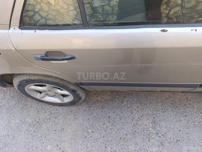 Mercedes E 250 1986, 476,000 km - 2.5 л - Bakı