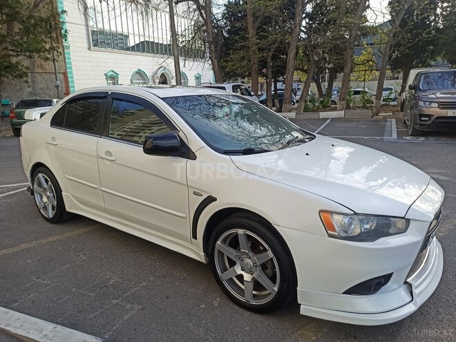 Mitsubishi Lancer 2008, 300,000 km - 2.0 l - Bakı