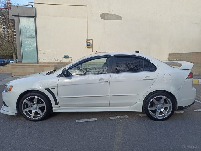 Mitsubishi Lancer 2008, 300,000 km - 2.0 l - Bakı