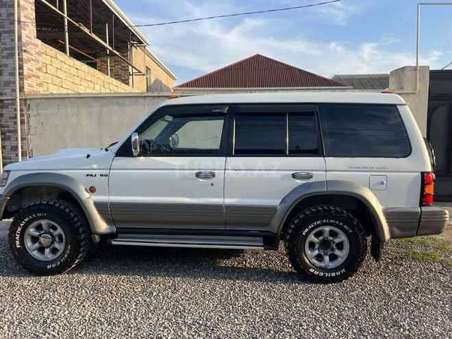 Mitsubishi Pajero 1993, 450,000 km - 2.8 l - Bakı