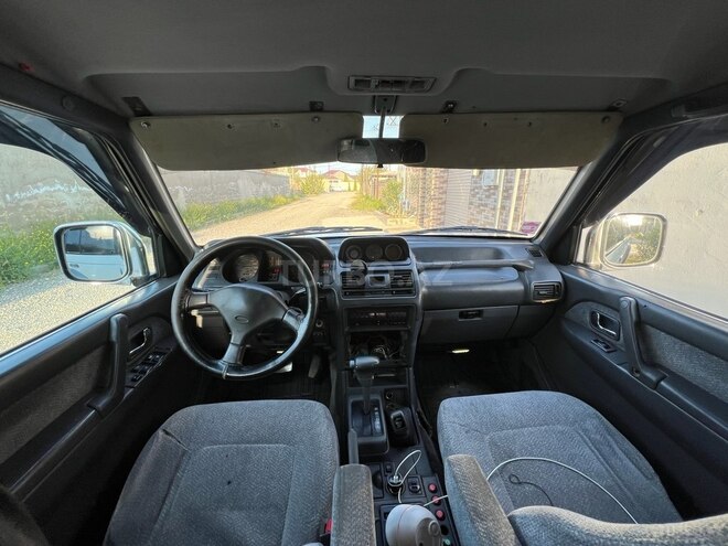 Mitsubishi Pajero 1993, 450,000 km - 2.8 l - Bakı
