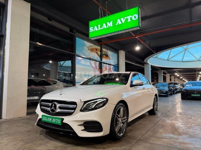 Mercedes E 200 d-3