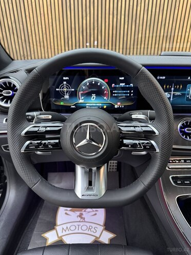 Mercedes E 220 d-12