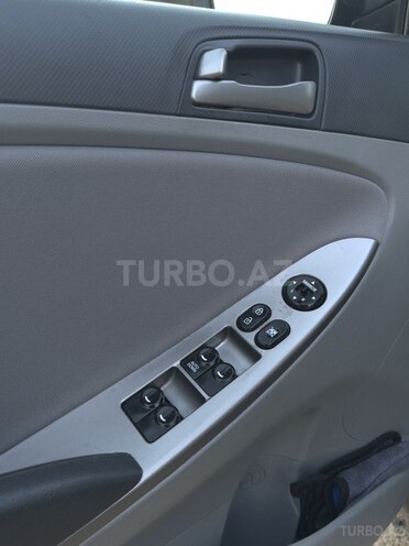 Hyundai Accent 2017, 182,000 km - 1.6 l - Bakı
