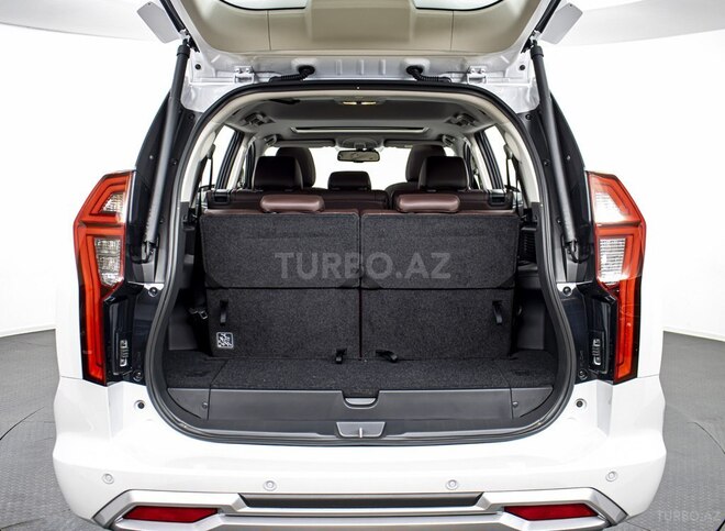 Mitsubishi Pajero Sport-13