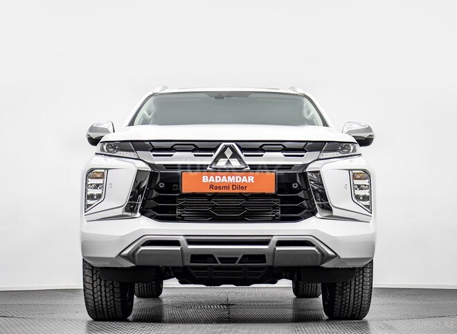 Mitsubishi Pajero Sport-4