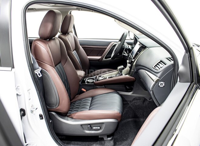 Mitsubishi Pajero Sport-29