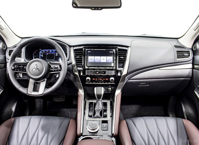 Mitsubishi Pajero Sport-14