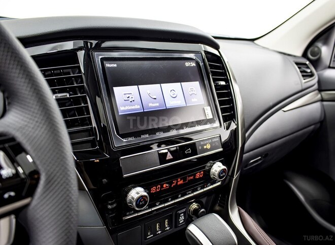 Mitsubishi Pajero Sport-17