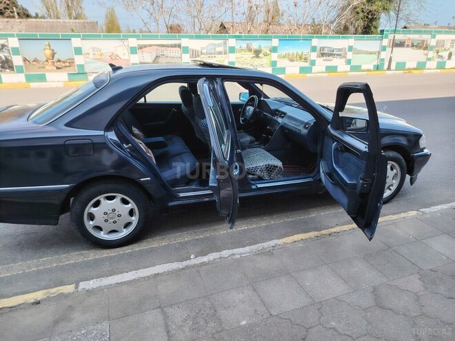 Mercedes C 200 1993, 430,000 km - 2.0 l - Lənkəran