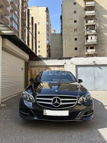 Mercedes E 250 4MATIC 2014, 257,000 km - 2.2 l - Bakı