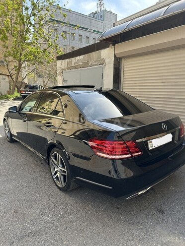 Mercedes E 250 4MATIC 2014, 257,000 km - 2.2 l - Bakı
