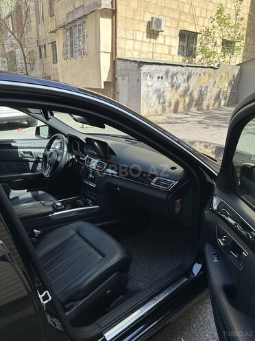 Mercedes E 250 4MATIC 2014, 257,000 km - 2.2 l - Bakı