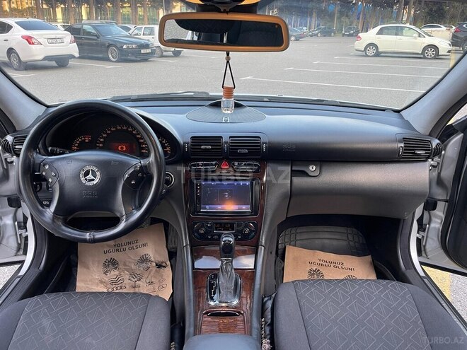 Mercedes C 240 2001, 285,000 km - 2.4 л - Sumqayıt