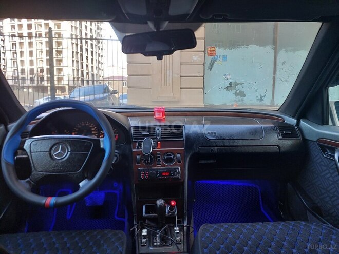 Mercedes C 180 1995, 290,000 km - 1.8 л - Bakı